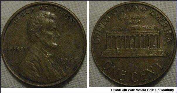 nice crisp 1977 D cent, no lustre but quite a nice strike