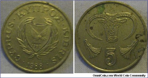 lustrous 1988 5 cent from cyprus, bit of corrosion and dirt on reverse