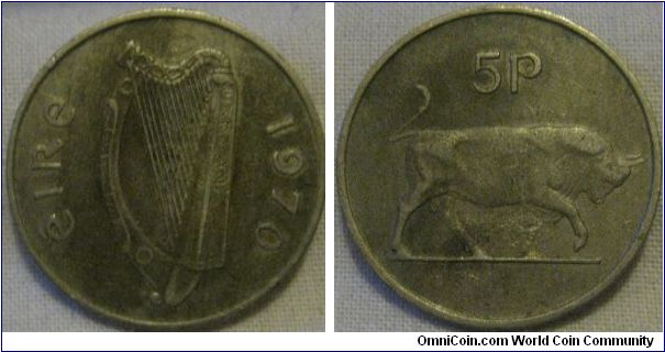 EF, 10 million 5 pence minted in this year, nice green colouring