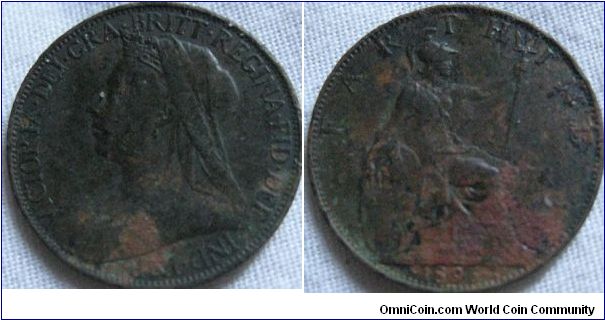 nice vield head farthing, would be EF if it wasnt for the damage