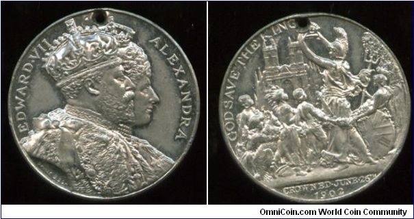 Coronation of Edward VII
June 26 1902
portrait of King Edward and Queen Alexandra
Allogorical depiction of the crowning
Medal manufactured by Spinks & sons