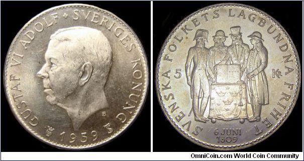 Sweden - 50 Kronor Jubilee coin - 1959 - Silvercoin Ag 0,400 - Ag 0,2315 Troy Ounce - Weight 18 gr - Size 34 mm - Regent / Gustav VI Adolf (1950-73) - Mintage 504 150 - Engraver / Léo Holmgren - Minted in Stockholm / Sweden - Subject : Constitution Sesquicentennial - Edge : Waves repeated - Reference KM# 830 (1959)