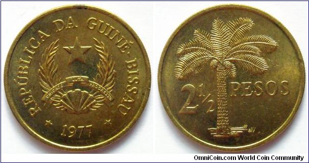 2 1/2 pesos.
1977, F.A.O.