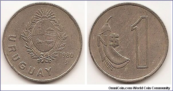 1 Nuevo Peso
KM#74
5.9000 g., Copper-Nickel, 24 mm. Obv: Radiant sun peeking over arms within wreath Rev: Flower and value Note: Medal rotation.