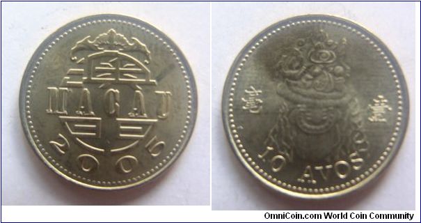 UNC grade 2005 years 10 cents.Macau.It has 17mm diameter,weight 1.4g.