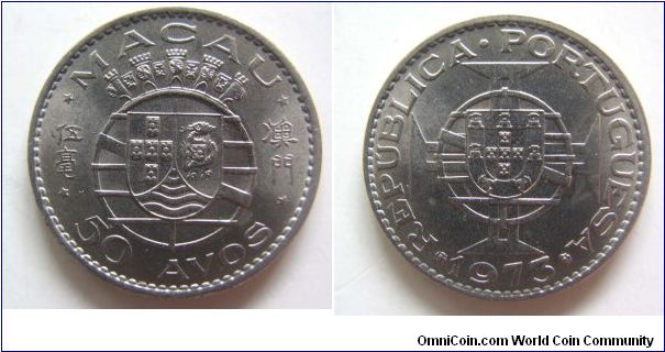 UNC grade 1973 years 50 cents.Macau.It has 23.6mm diameter,weight 5.9g.