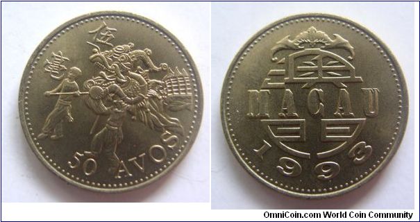 UNC grade 1993 years 50 cents.Macau.It has 23mm diameter,weight 5.6g