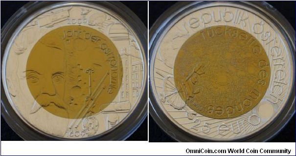 Year Of Astronomy Silver Niobium Galileo Coin
25 Euros

Ring: 9 g AG 900/1000
Pill: 6.5 g niobium 
34 mm