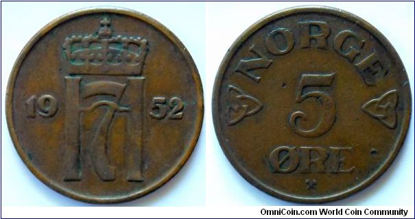 5 ore.
1952