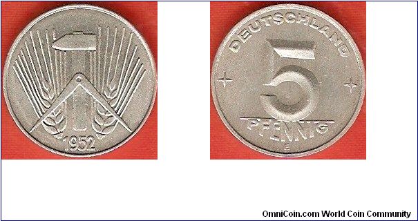 German Democratic Republic (East Germany)
5 pfennig
aluminum