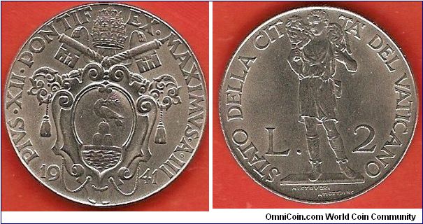 2 lire
Pius XII Anno III
sheep on shoulders of shepard
stainless steel
mintage 270,000