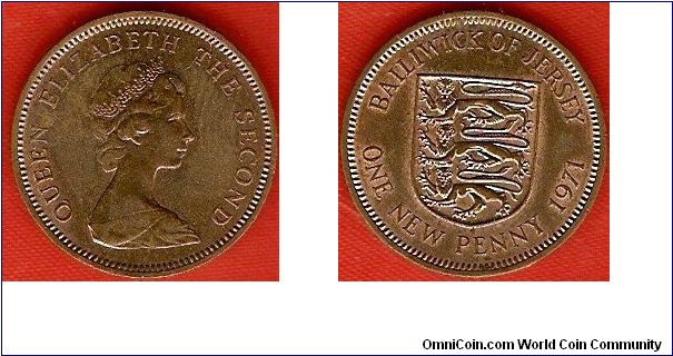 1 new penny
state shield
Elizabeth II by Arnold Machin
bronze