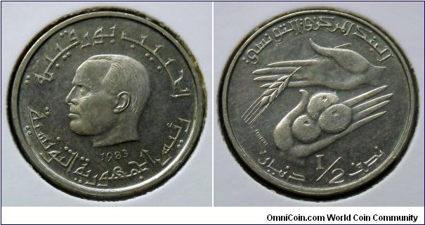 1/2 dinar.
1983, Habib Bourguiba, First President of Tunisia.