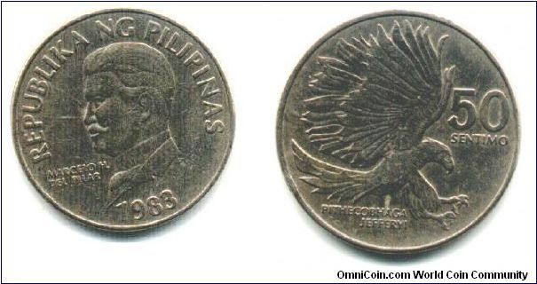 Philippines 1983 monkey eating eagle 50 centavo error coin.
coin diam 25mm