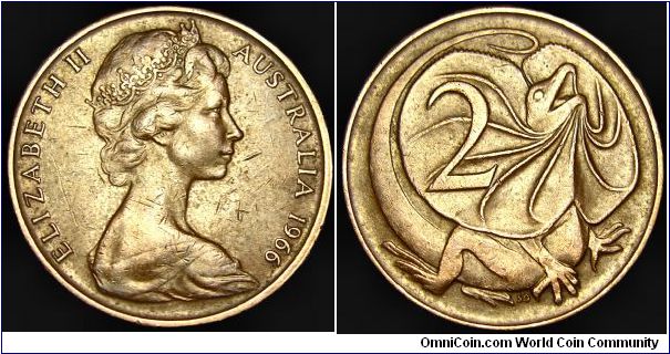 Australia - 2 Cents - 1966 - Weight 5,2 gr - Bronze - Size 21,6 mm - Ruler / Elizabeth II - Object / Frilled Lizard - Designer Obverse / Arnold Machin - Designer Reverse / Stuart Devlin - Mintage 145 226 000 - Edge : Plain - Reference KM# 63