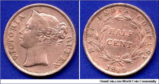 1/2 cent.
East India Company.
Victoria (1837-1901) Queen.
Mintage 34,327,000 units.


Cu.