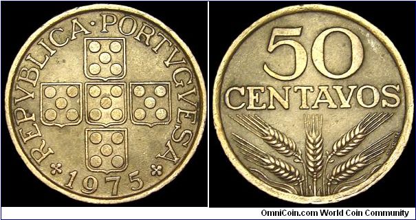 Portugal - 50 Centavos - 1975 - Weight 4,6 gr - Bronze - Size 22 mm - Mintage 17 793 000 - Edge : Plain - Reference KM# 596