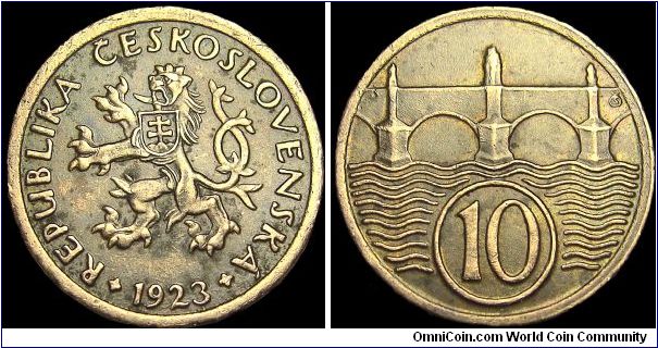 Czechoslovakia - 10 Haleru - 1923 - Weight 2 gr - Bronze - Size 18 mm - President / Tomas Garrigue Masaryk - Reverse / Charles Bridge of Praha - Mintage 24 000 000 - Edge : Plain - Reference KM# 3