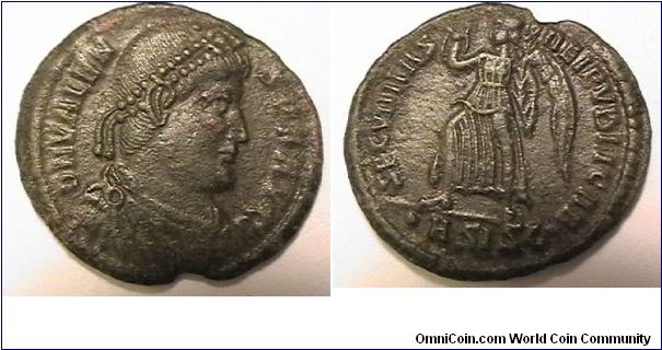 Emperor Valens, 364-375 AD, DN VALENS PF AVG, SECVRITAS REIPVBLICAE .HSISC (Sisica mint) AE3