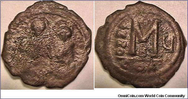 Byzantine emperor Justin II & empress Sophia, 565-578 AD, AE-Follis Year 5 (570), Officinae B, CON (Constantinople mint)