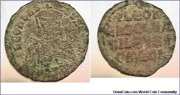 Byzantine emperor Leo VI (the wise) 886-912 AD
+Leon bASiLevs Rom
AE-follis