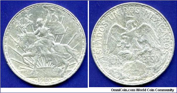 1 Peso - Caballito.
Estados Unidos Mexicanos.
Mexico mint.
Mintage 3,814,000 units.


Ag903f. 27,07gr.