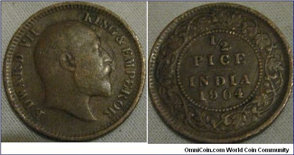 1/2 pice coin, fine grade 1904