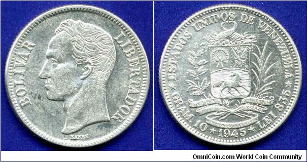 2 Bolivar.
Mintage 3,000,000 units.


Ag835f. 10,0gr.