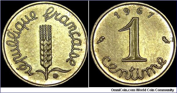 France - 1 Centime - 1967 - Weight 1,7 gr - Chrome / Steel - Size 15 mm - President / Charles De Gaulle - Mintage 52 308 000 - Edge : Plain - Reference KM# 928 (1962-2000)
