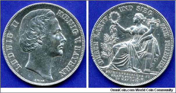 Siegesthaler (1 Vereinsthaler).
Kingdom of Bavaria.
King Ludwig II (1864-1886) von Bayern.
The victory in the war with France.
Mintage 150,000 units.


Ag900f. 18,52gr.