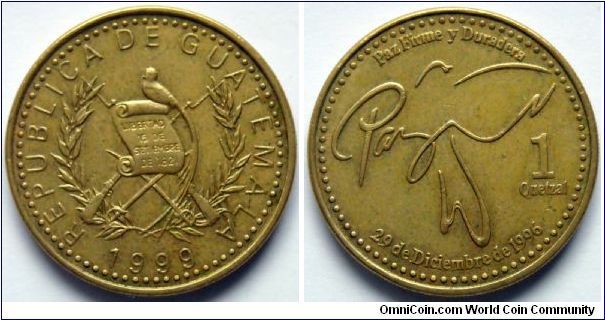 1 quetzal.
1999