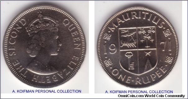 KM-35.1, 1971 Mauritius rupee; copper nickel, security edge; bright uncirculated, proof like strick, I had to tone down scanner to get some details because of the glare off the surfaces