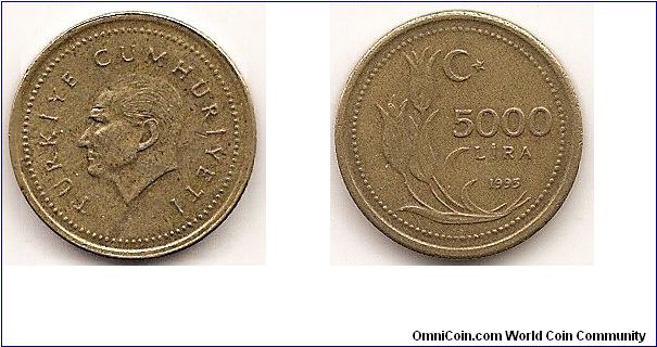 5000 Lira
KM#1029.1
5.9800 g., Brass, 19.5 mm. Obv: Head of Atatürk left Rev:
Flower sprigs to left of value and date Edge: Reeded