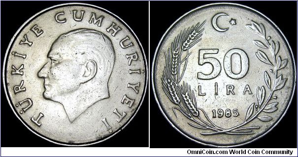 Turkey - 50 Lira - 1985 - Weight 8,9 gr - Copper / Nickel / Zink - Size 26,8 mm - President / Kenan Evren (1982-89) - Obverse / Head of Atatürk left - Reverse / Value and date within wreath - Mintage 52 658 000 - Edge : Reeded - Reference KM# 966 (1984-87)