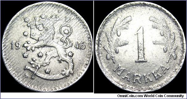Finland - 1 Markka - 1946 - Weight 3,5 gr - Iron - Size 21 mm - President / Juho Kusti Paasikivi (1946-56) - Obverse / Rampant Lion divides date - Reverse / Denimonation flanked by branches - Designer / Isak Sundell - Mintage 2 630 000 - Edge : Reeded - Reference KM# 30b (1943-52)