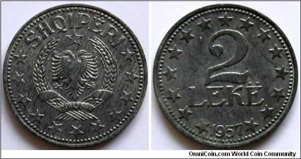 2 leke.
1957, Zinc.