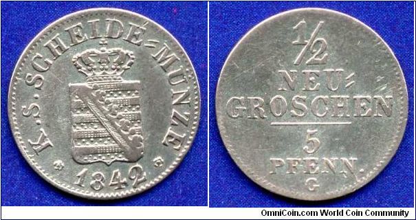 1/2 neuegroschen (5 pfennig).
Kingdom of Saxony.
King Friedrich August II (1836-1854) von Sachsen.
'G'- mintmaster Johann George Grohmann, work on Dresden mint in 1833-44.
Mintage 2,845,000 units.


Ag229f. 1,06gr.