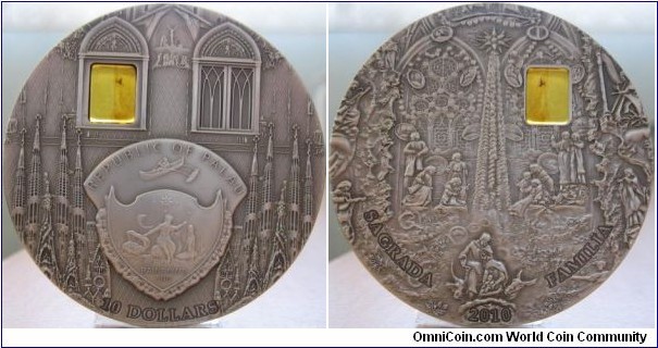 10 Dollars - Sagrada Familia - 62.2 g Ag .999 antique finish (with real piece of amber) - mintage 2,500