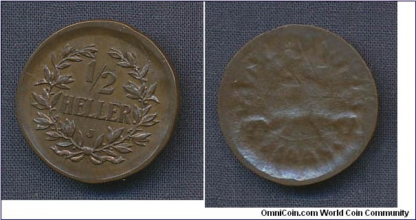 East africa (German
colony) 1/2 Heller  no date uniface and broadstrike!