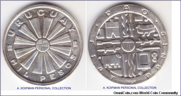 KM-55, 1969 Uruguay 1000 pesos; silver, lettered edge 