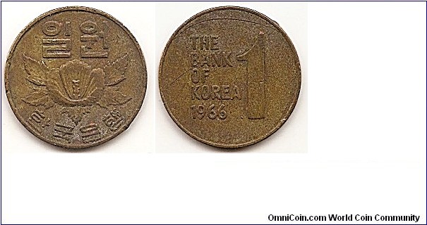 1 Won
KM#4
1.7000 g., Brass, 17.2 mm.   Obv: Rose of Sharon Rev: Inscription, value and date