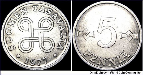 Finland - 5 Pennia - 1977 - Weight 0,8 gr - Aluminum - Size 18 mm - Alignment medal (180) - President / Urho Kekkonen (1956-82) - Designer / Peippo Uolevi Helle - Edge : Plain - Mintage 30 552 000 - Reference KM# 45a (1977-90)