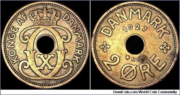 Denmark - 2 Öre - 1927 - Weight 3,8 gr - Bronze - Size 21 mm - Alignment Medal (0°) - Ruler / Christian X (1912-47) - Mint officials initial / HCN = Hans Christian Nielsen (1919-27) - Mineyers initial G.J = Knud Gunnar Jensen (1901-33) - Mint mark / Heart = Copenhagen - Edge : Plain - Mintage 15 359 000 - Reference KM# 827.1 (1926-27) 