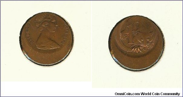 1974 One Cent coin dramatic 5mm Mis-Strike