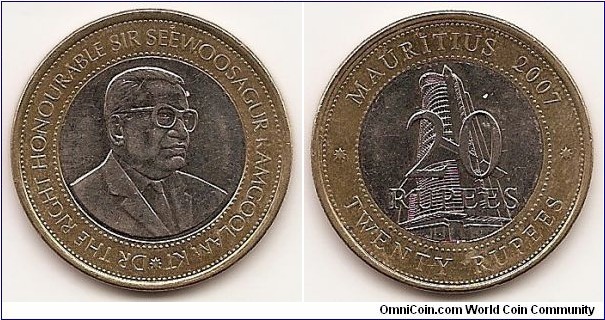 20 Rupees
KM#66
9.9000 g., Bi-Metallic Copper-Nickel center in Aluminum-Bronze ring Obv: Modern tower Rev: Bust of Sir Seewoosagur Ramgoolam KT 3/4 right