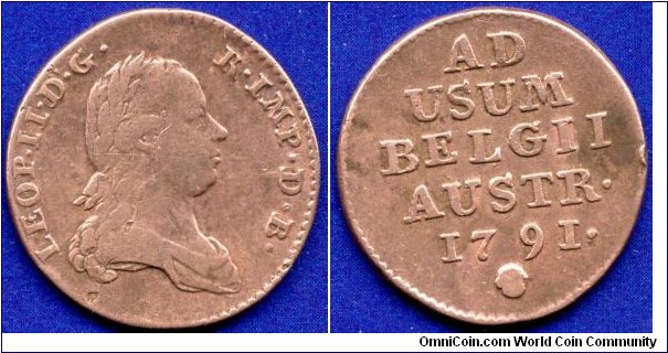 1 liard.
Austrian Netherlands.
Leopold II (1790-1792) Emperor of Holy Roman Empire.
