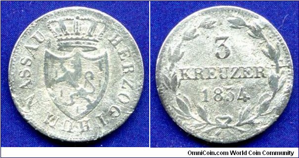 3 kreuzer.
Hezogthum Nassau.
Wilhelm (1816-1839).
Mintage 292,000 units.


Ag281f. 1,29gr.