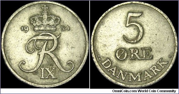 Denmark - 5 Öre - 1954 - Weight / 6,4 gr - Zinc - Size 27 mm - Alignment / Medal (0°) - Ruler / Frederik IX (1947-72) - Moneyers Initial S = Harald Salomon - Mint Officials initial N = Niels Peter Nielsen - Mint Mark : Heart = Copenhagen - Edge / Plain - Mintage 3 060 000 - Reference KM# 843.1 (1950-55)