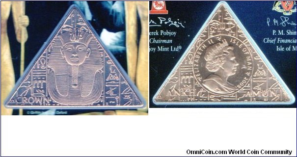 1 crown 
The Return of Tutankhamun  exhibition 
Death Mask
Bronze coin in folder
