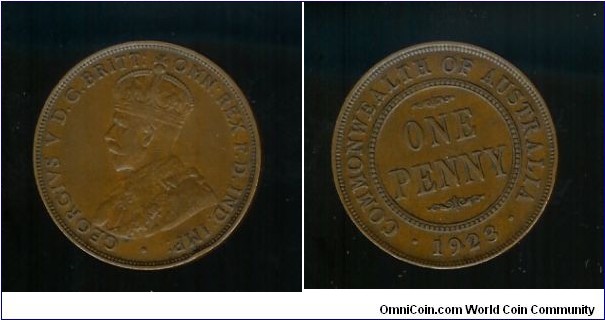 1923 Penny. Curved base of reverse lettering.